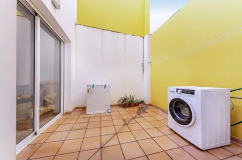 Piso en calle del Jazmín, 26