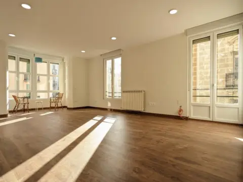 Piso en Casco Antiguo