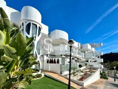 Ático en Torre de Benagalbón