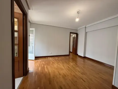 Piso en Luis de Uranzu Karrika