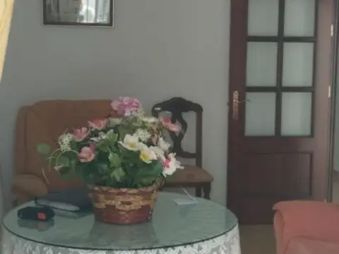 Piso en calle Clara Campoamor, 16