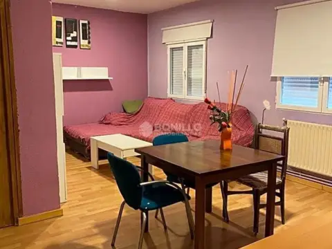 Apartamento en calle del Arquitecto Martín Aldehuela