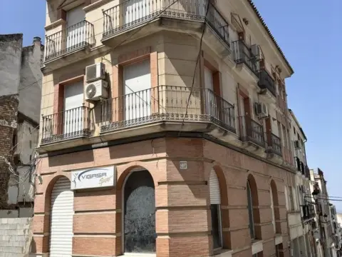 Local comercial en calle de Alfonso Castro, 45