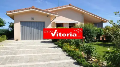 Chalet en Artekalea Kalea