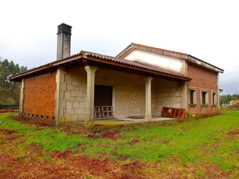 Casa en calle de Fraiz