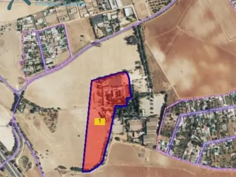 Finca rústica en La Hacienda - Nueva Andalucía