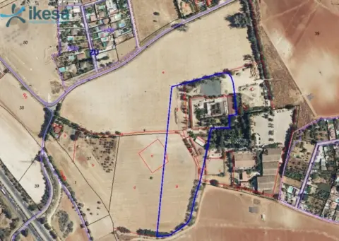 Finca rústica en La Hacienda - Nueva Andalucía