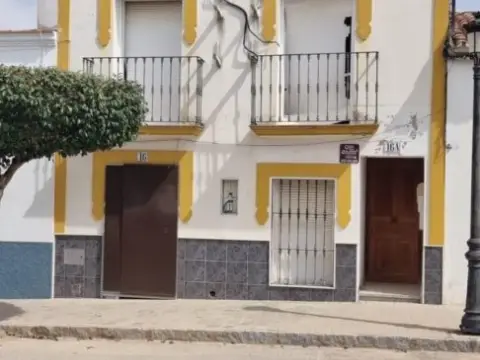 Casa adosada en Centro