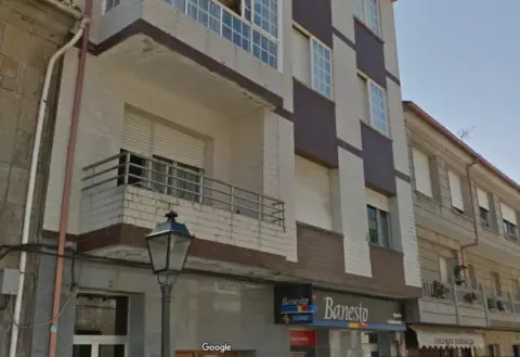 Piso en calle de la Presiña, 20