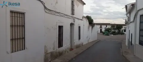 Casa adosada en Ahillones