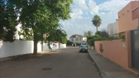 Chalet en Espartinas-Villanueva del Ariscal