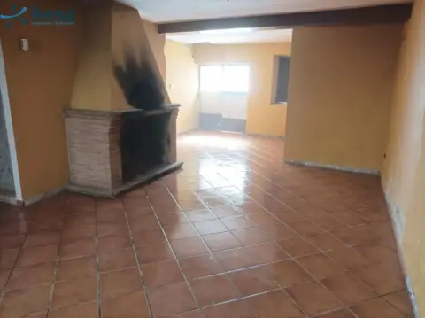 Departamento en venta con baja de precio en Constantina