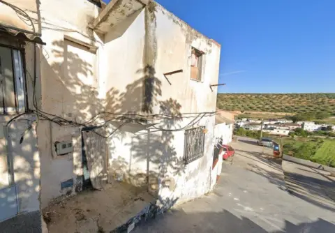 Casa adosada en Barriada Primero de Mayo