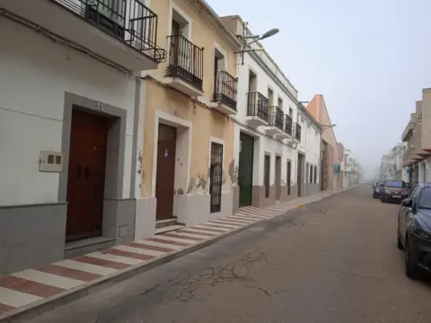 Casa adosada en Extremadura