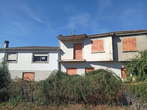 Casa en calle Cantalarrana, 31