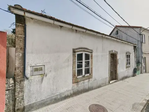 Casa en calle del Progreso, 43