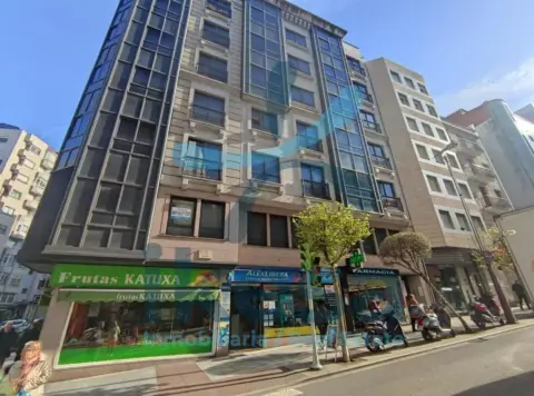 Oficina en calle de Urzáiz