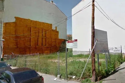Terreno en calle de Lugo