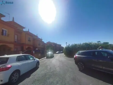 Casa adosada en Pinares de Lepe