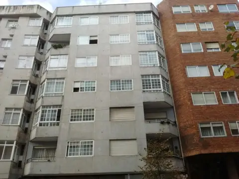 Piso en Avenida de Castrelos, 48