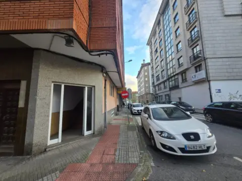 Local comercial en calle del Ministro José Patiño, 8