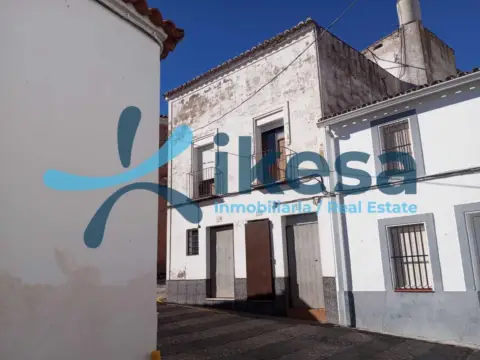 Casa adosada en Extremadura