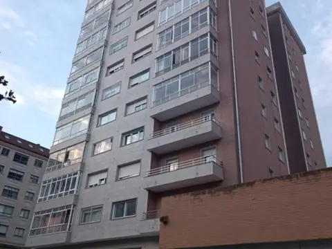 Piso en calle Doutor Touron