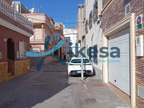 Chalet en Zapillo