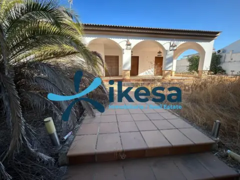 Casa en Urbanizacion Campo de Golf