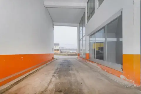 Nave industrial en Carretera de Outeiro de Rei, 33