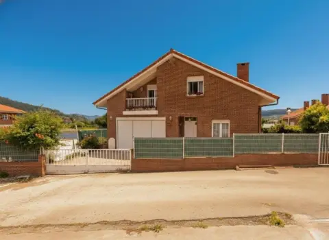 Chalet en Barrio de la Argomilla