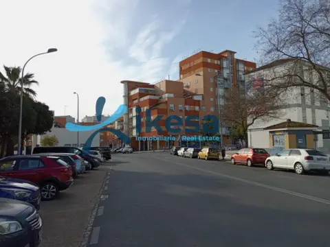 Piso en La Hispanidad - Verdeluz