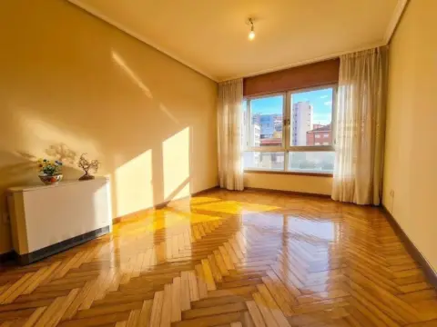 Piso en calle de Tomás Alonso, 21