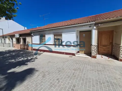 Casa adosada en Lucena
