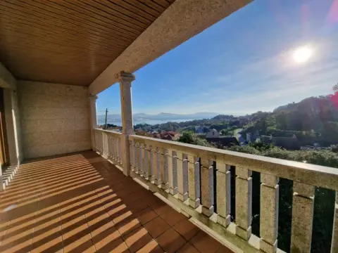 Chalet en calle Abelendo-S Martiño, nº 102G