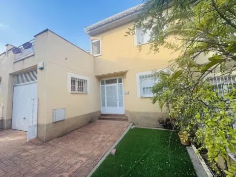 Chalet en calle de Alemania