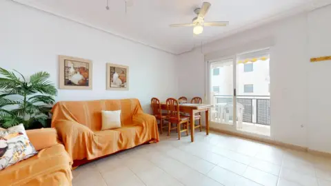 Apartamento en calle Río Esla
