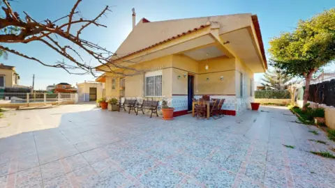 Casa en calle Mar del Japón