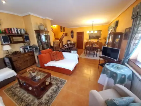 Chalet en Belchite Centro Urbano