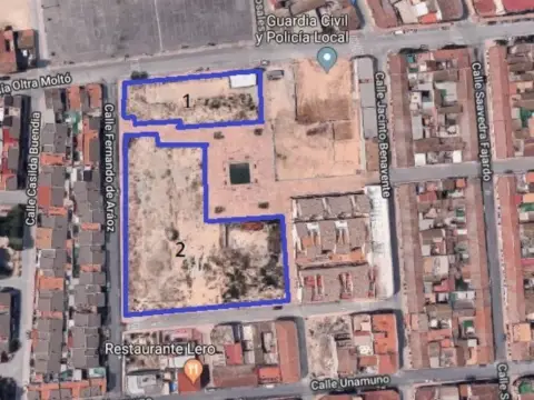 Terreno en calle de Fernando de Araoz, nº sn
