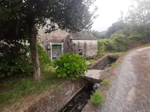Finca rústica en calle Cm Teixeiro-Pardiñeiras, nº 5