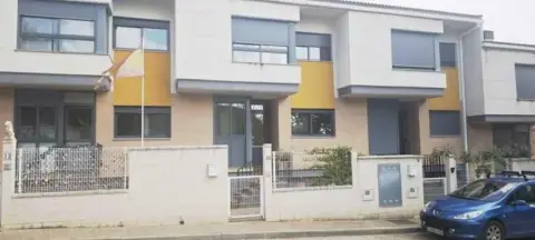 Casa adosada en calle Pilar Goixart