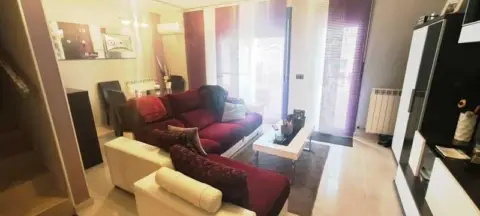 Casa adosada en calle Pilar Goixart