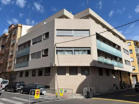 Ático en calle de Alcañiz