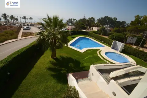 Piso en Aguadulce Sur