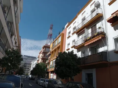 Piso en calle de la Virgen de Begoña