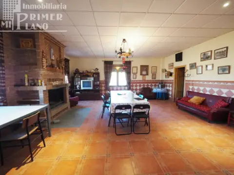 Chalet en Ctra. Pedro Muñoz
