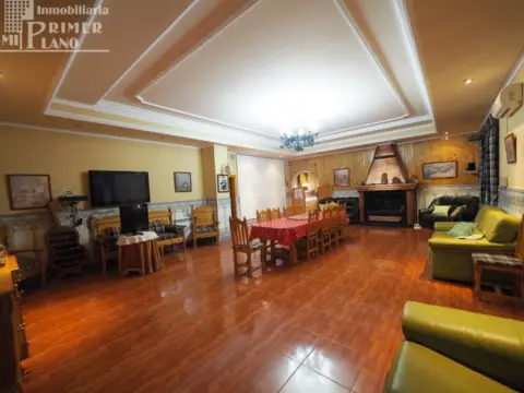 Chalet en Ctra. Alcázar de San Juan