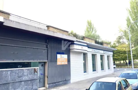 Local comercial en calle de la Fuente del Hierro