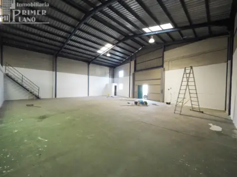 Nave industrial en calle Príncipe Alfonso